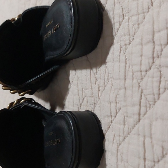 Kurt Geiger Black Mules with Gold Chain Accent - Picture 6 of 8